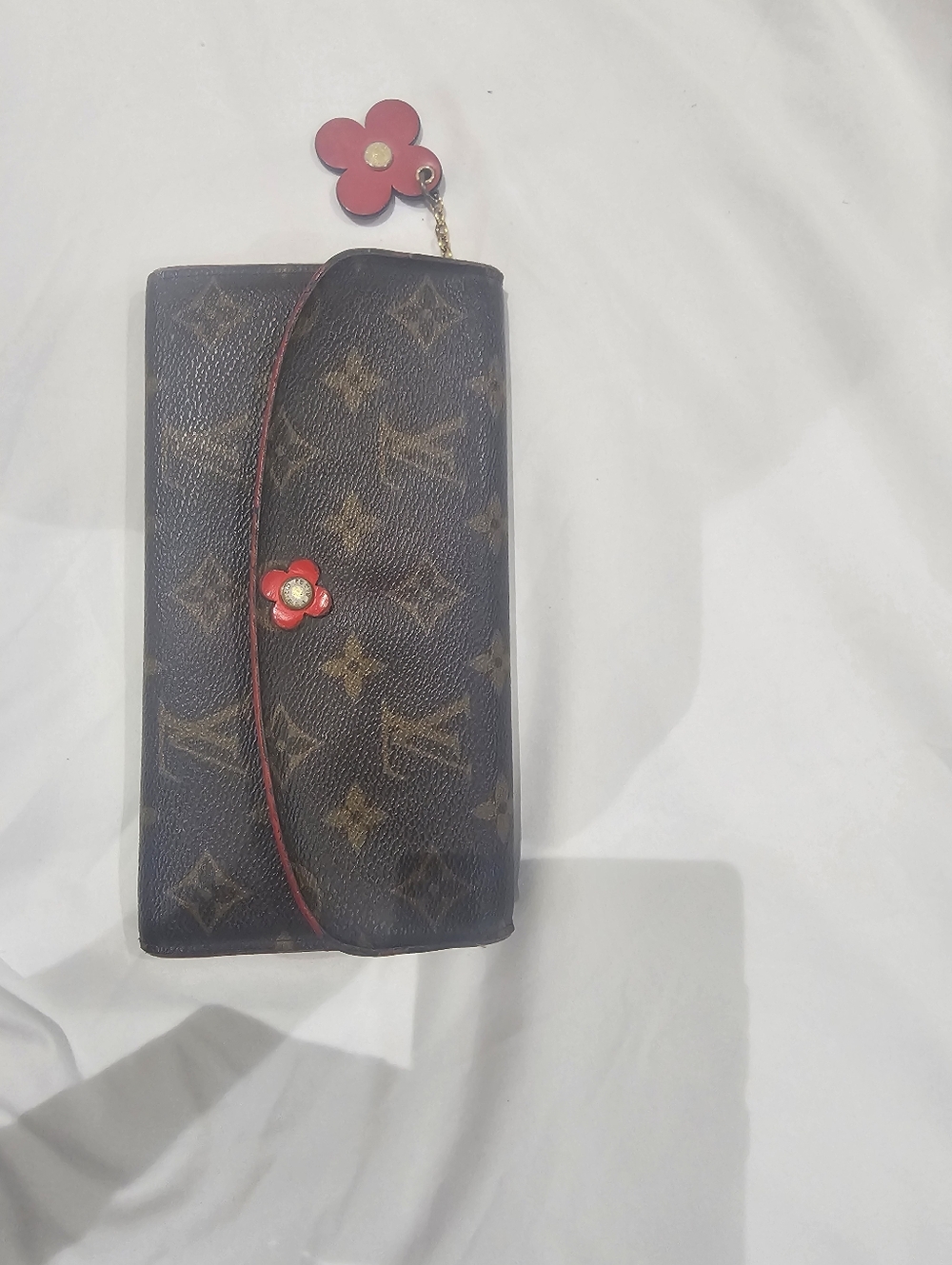 Emilie Flower Wallet - Picture 10 of 12